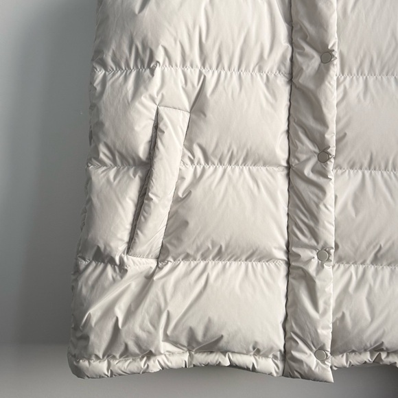 lululemon wunder puff mid length vest - Picture 7 of 16